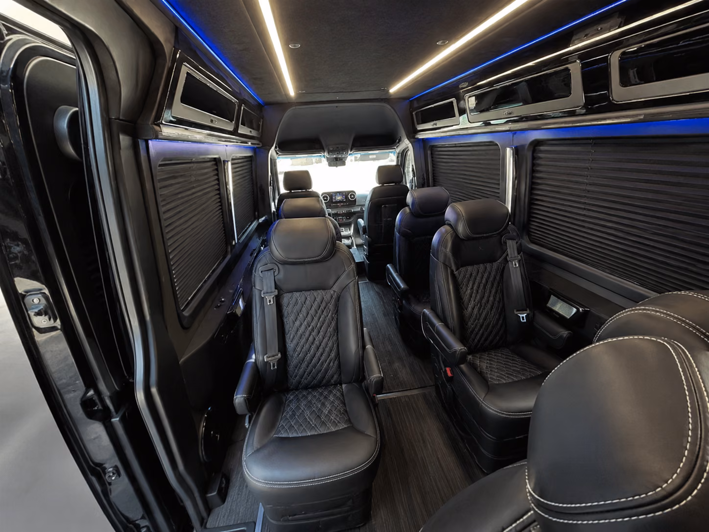 oxnard 10 passenger sprinter van interior